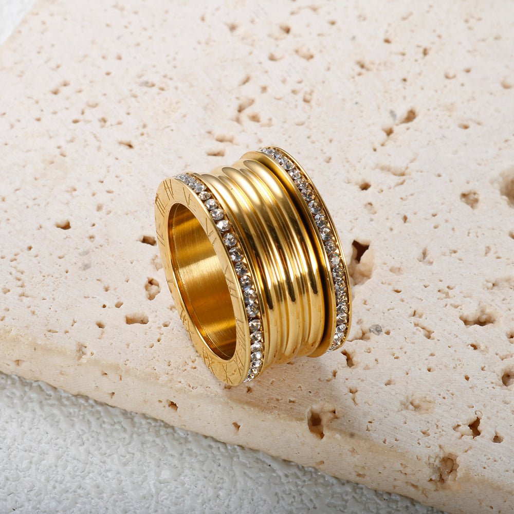 Luxuriöser Imperial-Ring, 18 Karat vergoldet