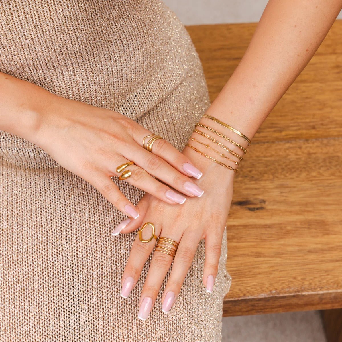 Glamouröses Armbandset mit Zirkonia, 18 Karat vergoldet