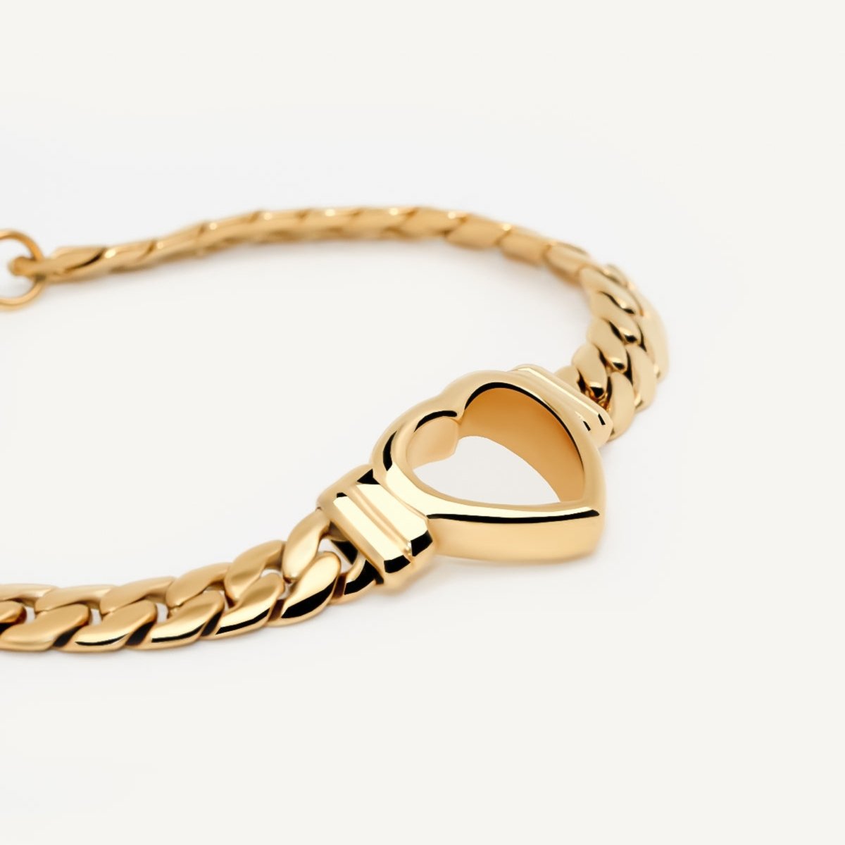 Minimalistisches Herzarmband, 18 Karat vergoldet